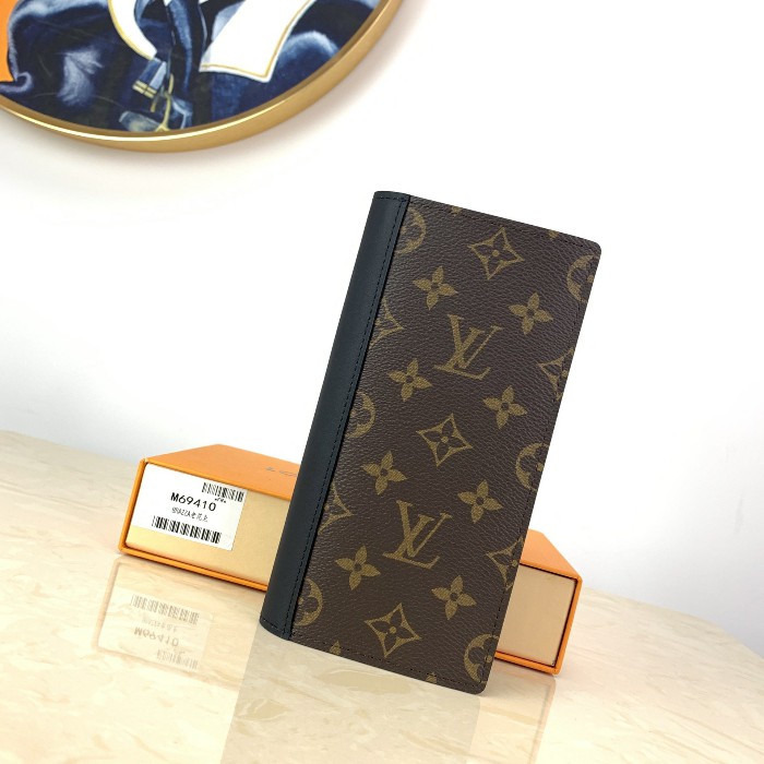 Louis Vuitton MONOGRAM 2020-21FW Brazza Wallet (M69410)