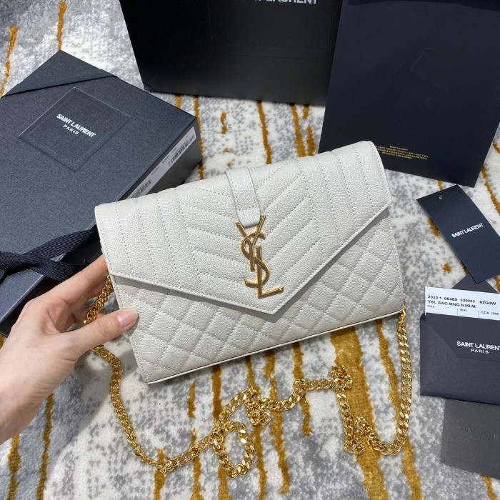 Un bolso Louis Vuitton microscópico se ha vendido por 63.750 dólares